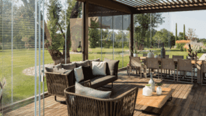 pergola roof cover ideas for commercial real estate